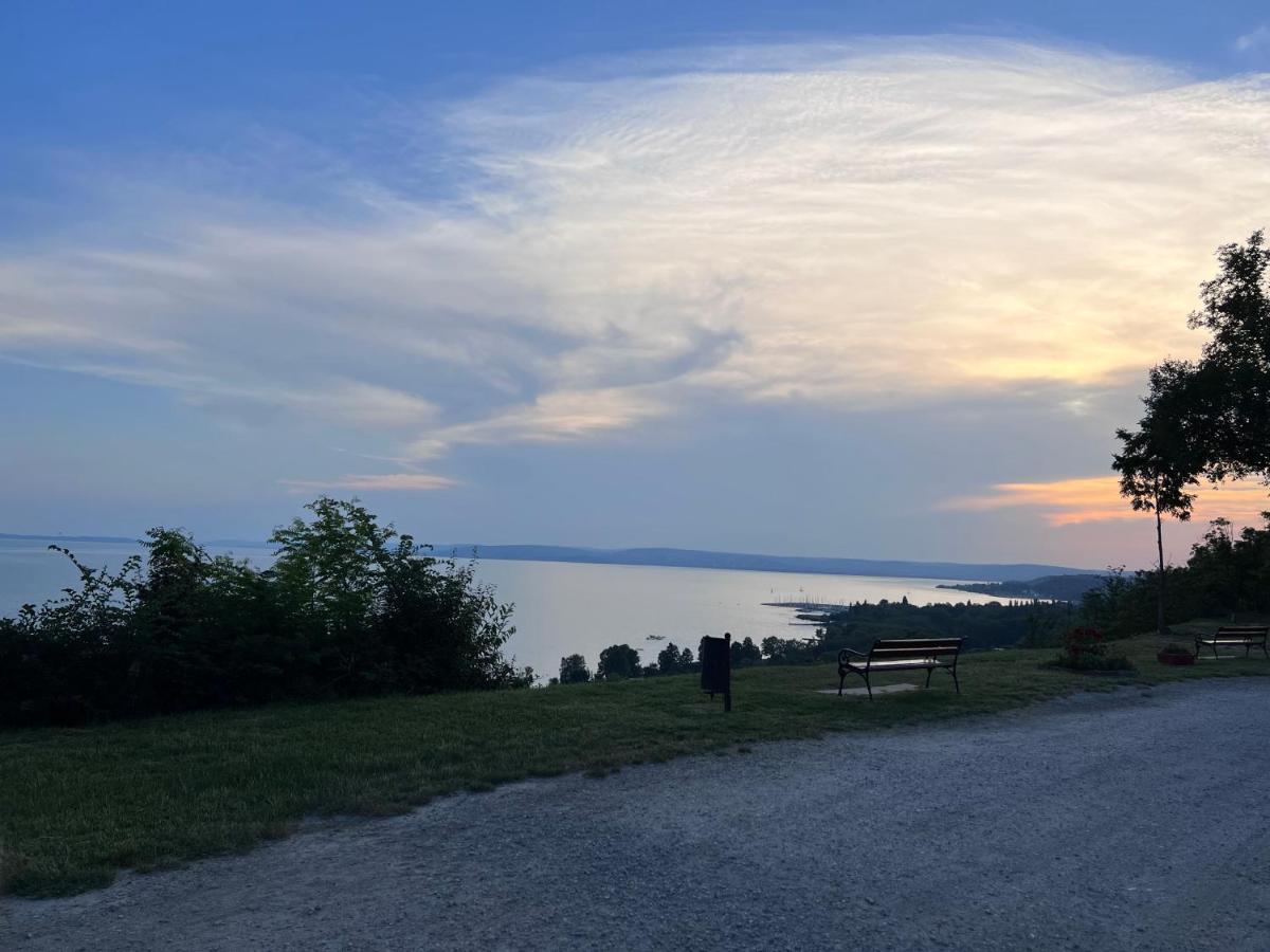 Balatonakarattya Magaspart Dış mekan fotoğraf